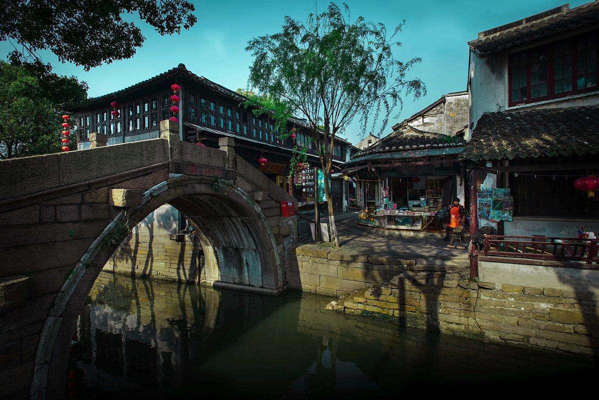 于晓光秋瓷炫合体秀恩爱，十指紧扣氛围甜蜜，你咋看？游戏画面
