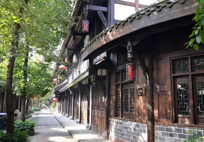 小萝莉泰国度假
